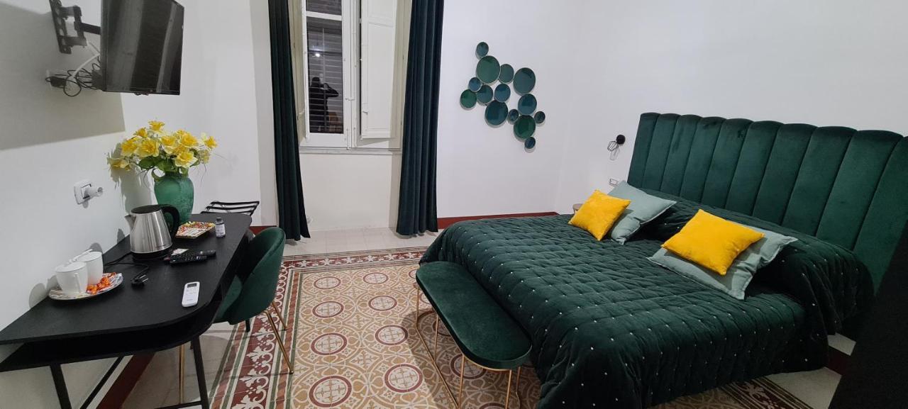 Ballaro Guest House Палермо Екстер'єр фото
